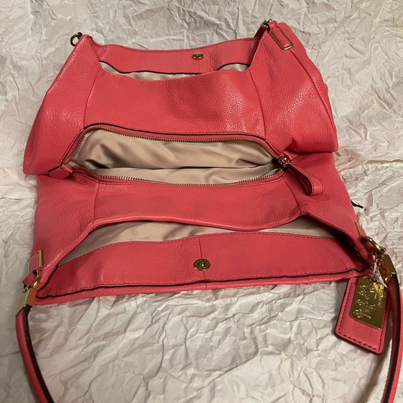 Coach Madison Shoulder bag. - Picture 5 of 11
